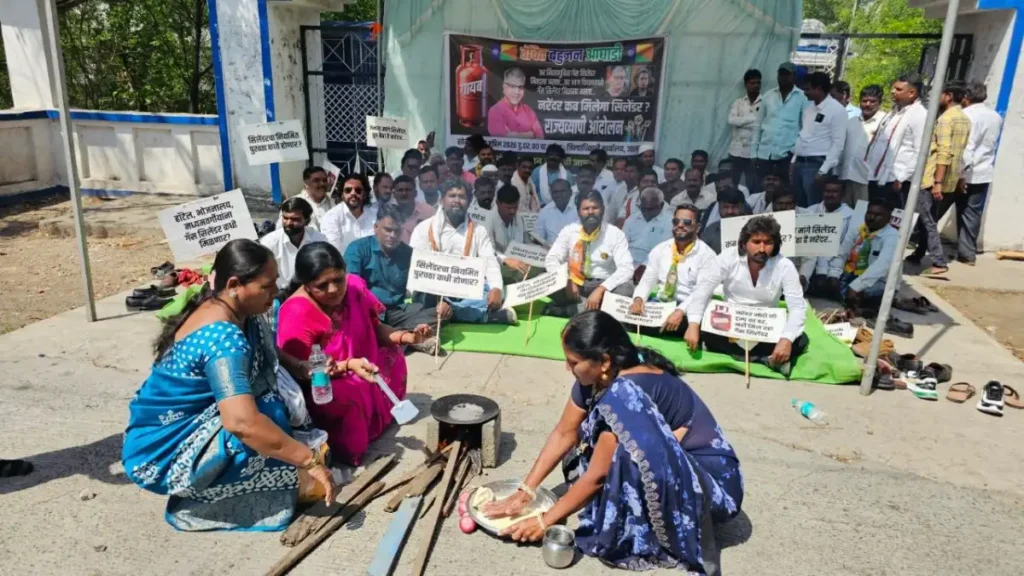 जालन्यात गॅस टंचाई आंदोलन Gas Shortage Protest In Jalna
