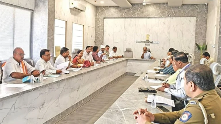 Jalna Fake Doctors Crackdownमहाराष्ट्र मेडिकल कौन्सिलचे (Mmc)